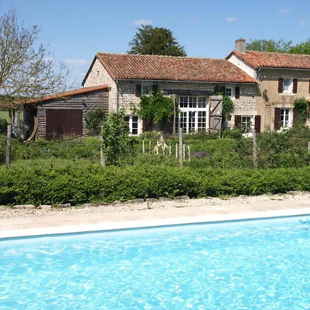 Vakantiehuis La Croix Bardon, Civray Genouille (Vienne)