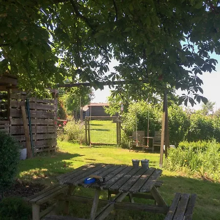 La Croix Bardon, Civray Vakantiehuis *