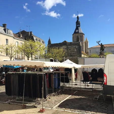 Vakantiehuis La Croix Bardon, Civray Genouille (Vienne)